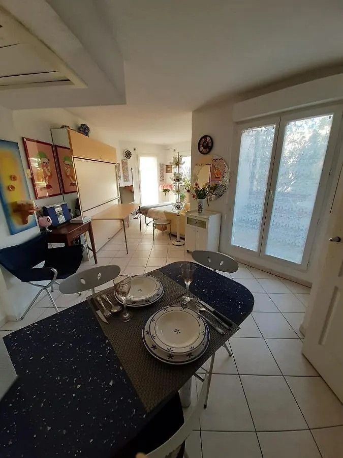 Apartment Studio Joli Nice France