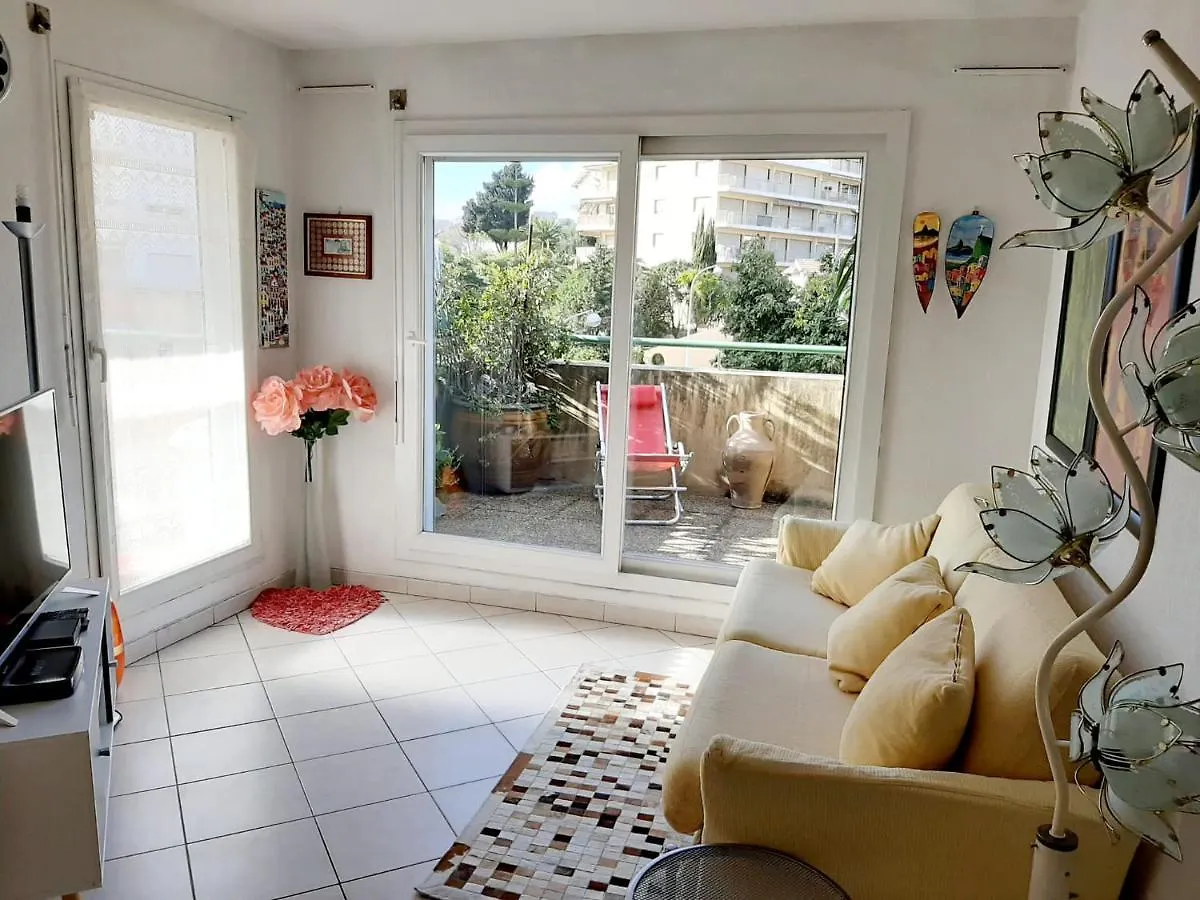 Apartment Studio Joli Nice